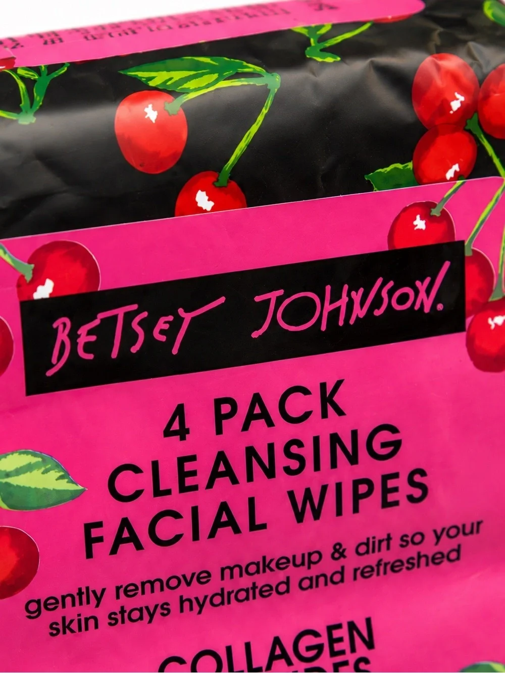 Betsey Johnson Cleansing Facial Wipes - 4 Pack